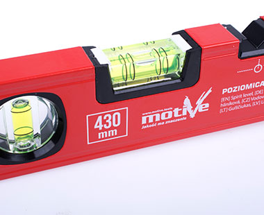 poziomica dla elektryków - zbliżenie